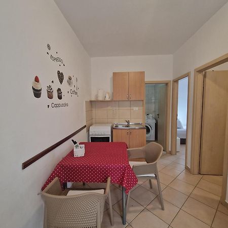 Apartments Saric Сплит Екстериор снимка