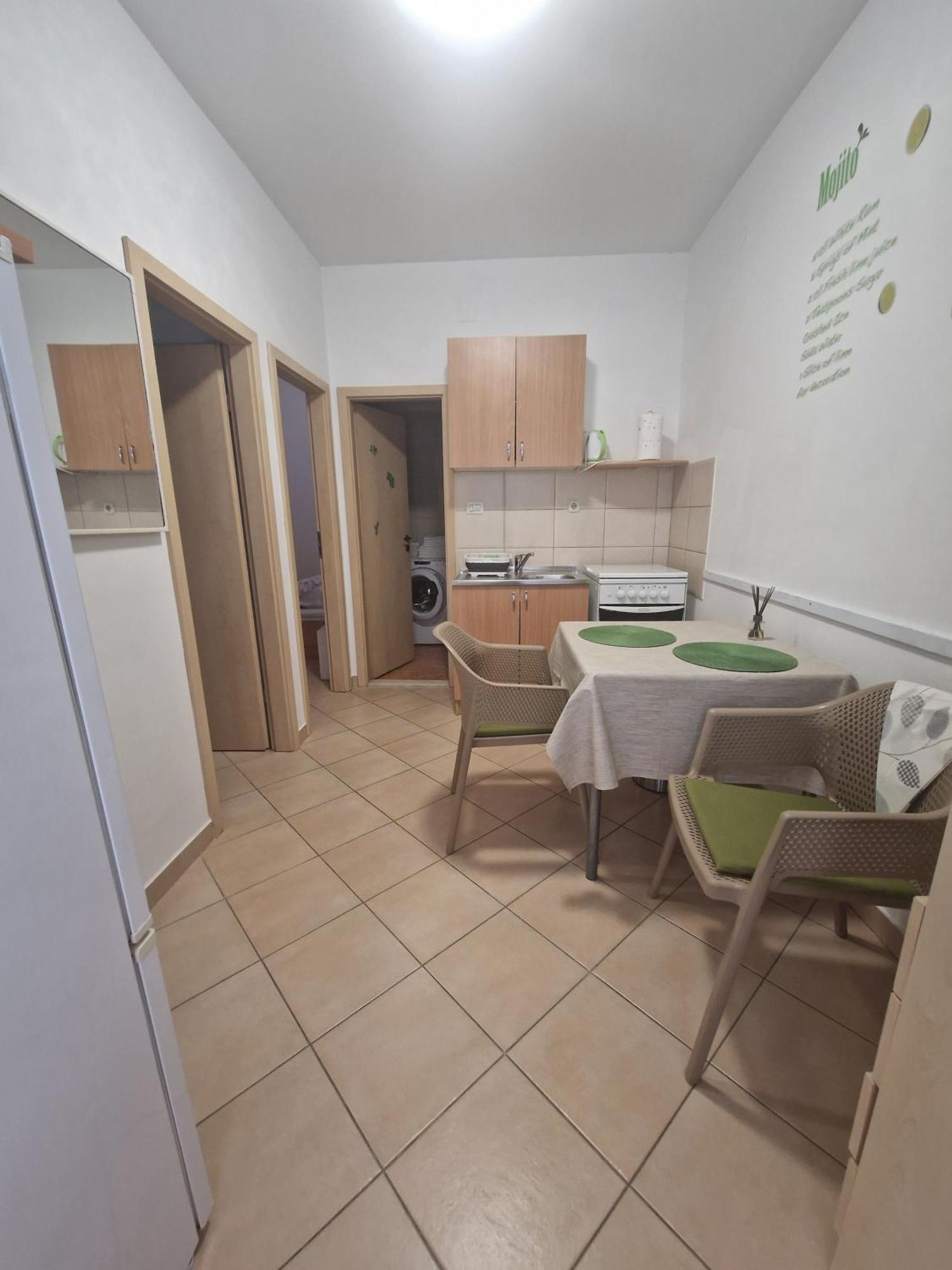 Apartments Saric Сплит Екстериор снимка