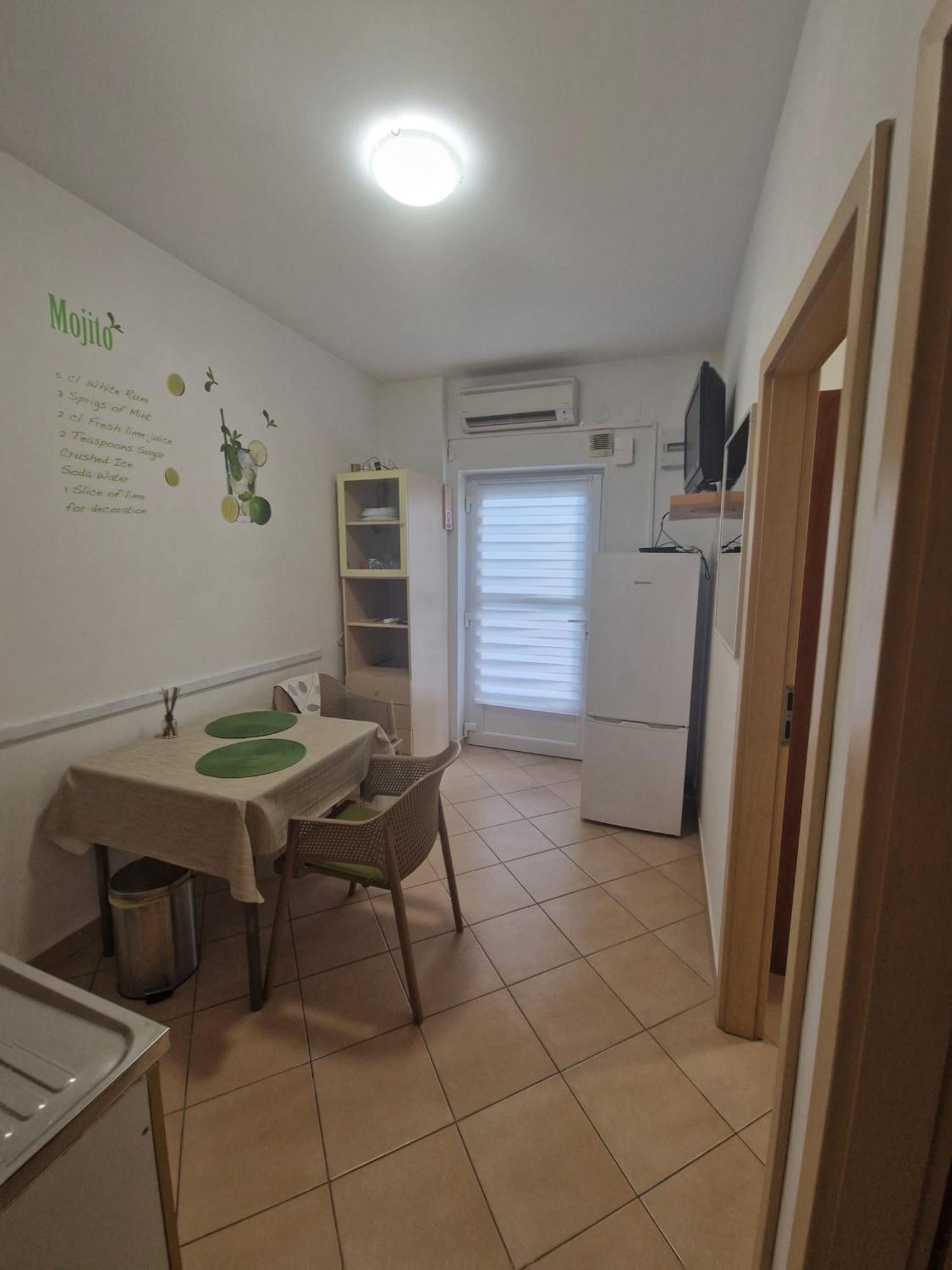 Apartments Saric Сплит Екстериор снимка